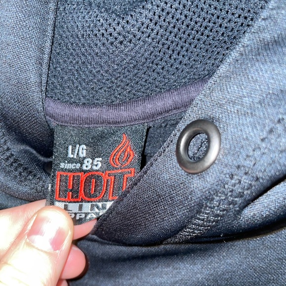 University of Waterloo athletic sweater - Picture 2 of 2